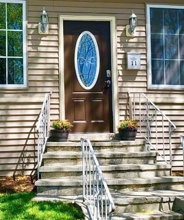 11 S Edlin St, Worcester, MA 01603 photo 3