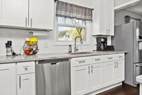 11 S Edlin St, Worcester, MA 01603 photo 18