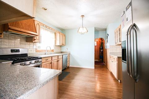 62 Ashton St, Everett, MA 02149 photo 6