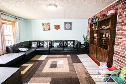 62 Ashton St, Everett, MA 02149 photo 2