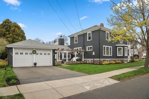 23 Corning St, Beverly, MA 01915 photo 3