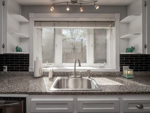 31 Pershing Ave, Framingham, MA 01702 photo 6