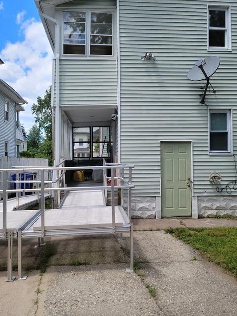 67 Kensington Ave, Springfield, MA 01108 photo 4