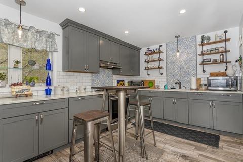 37 Eliot St, Canton, MA 02021 photo 8