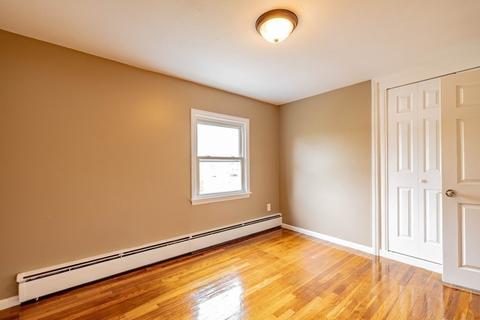 5 Harvey St, Chicopee, MA 01020 photo 21
