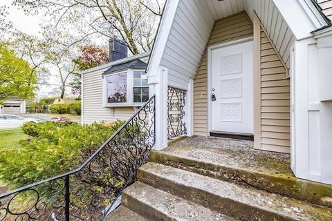5 Harvey St, Chicopee, MA 01020 photo 5