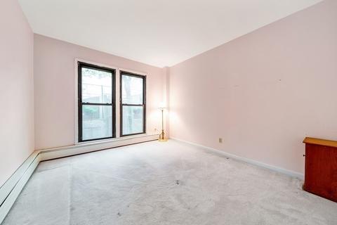 28 Juniper St #80, Brookline, MA 02445 photo 17