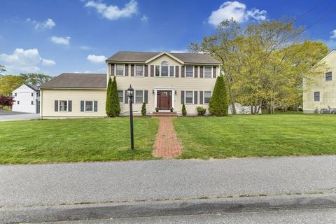 71 Concetta Sass Dr, Randolph, MA 02368 photo 2