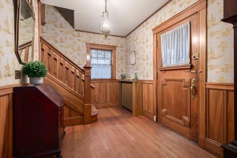 67 Crowninshield, Brookline, MA 02445 photo 2