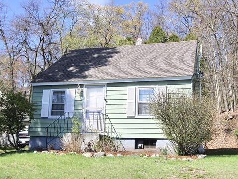 1 Crillon Rd, Worcester, MA 01605 photo 1