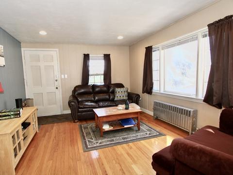 1 Crillon Rd, Worcester, MA 01605 photo 2