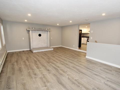 10 Sumner St, Spencer, MA 01562 photo 2