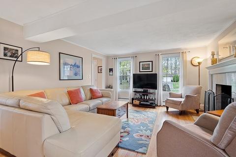 22 Spring Valley Rd, Methuen, MA 01844 photo 14