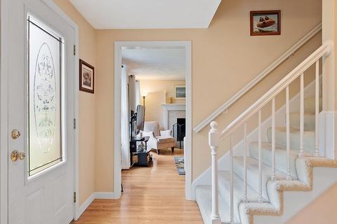 22 Spring Valley Rd, Methuen, MA 01844 photo 4