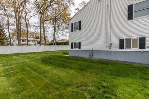 520 Norman St, Fall River, MA 02721 photo 9