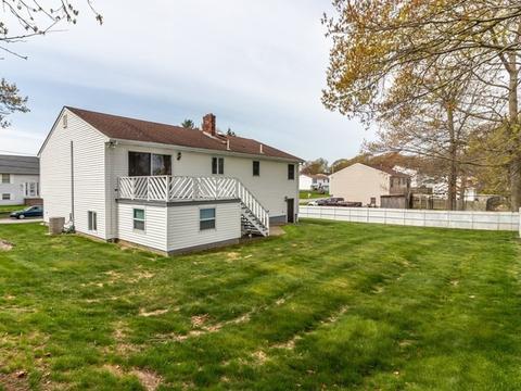 520 Norman St, Fall River, MA 02721 photo 6