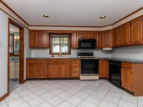 520 Norman St, Fall River, MA 02721 photo 32