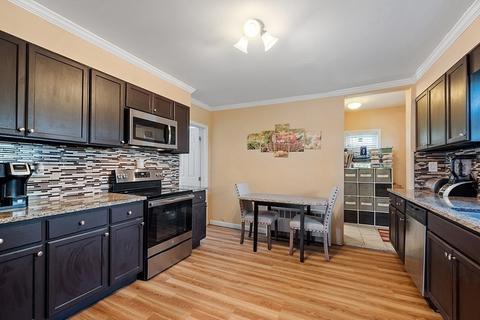 207 Hamilton St, Worcester, MA 01604 photo 19