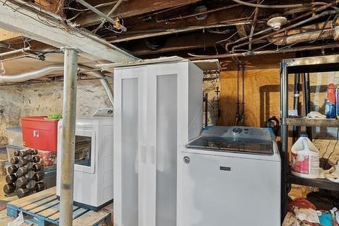 207 Hamilton St, Worcester, MA 01604 photo 28