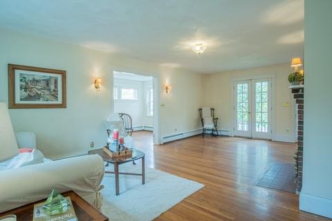 47 Pilgrim Rd, Marblehead, MA 01945 photo 6
