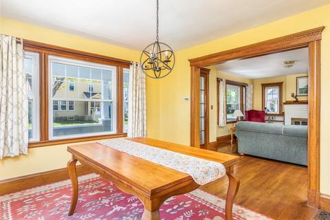 3 Laurel St, Marblehead, MA 01945 photo 11