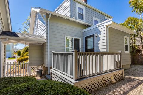 3 Laurel St, Marblehead, MA 01945 photo 28