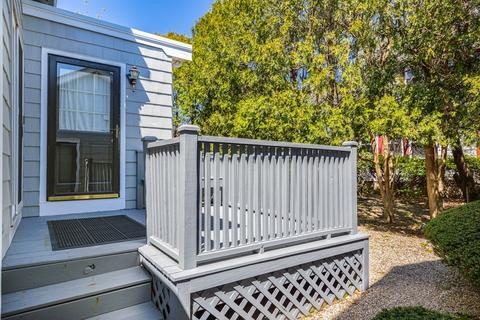 3 Laurel St, Marblehead, MA 01945 photo 27