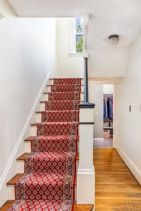 3 Laurel St, Marblehead, MA 01945 photo 16