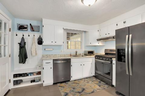 168 Lowell St, Reading, MA 01867 photo 11