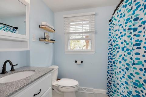 168 Lowell St, Reading, MA 01867 photo 14