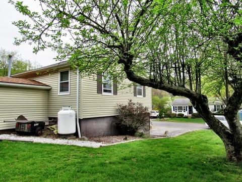 11 Laurel Dr, Ware, MA 01082 photo 9