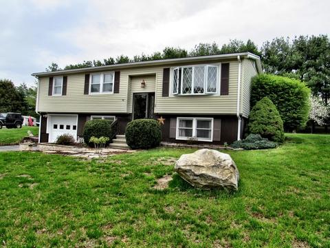 11 Laurel Dr, Ware, MA 01082 photo 1