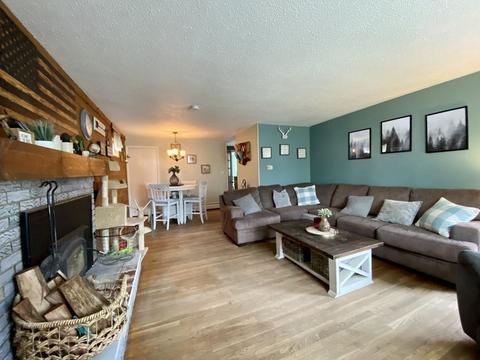 71 Southbridge Rd, Dudley, MA 01571 photo 5