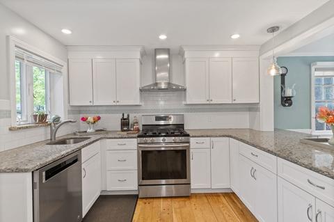 427 Main St, Hingham, MA 02043 photo 8