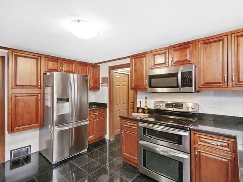 16 Utica Rd, Needham, MA 02494 photo 5
