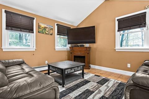 7 High St, Georgetown, MA 01833 photo 2