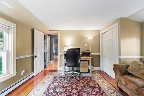 76 Mineral St, Reading, MA 01867 photo 4