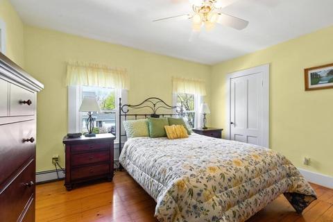 76 Mineral St, Reading, MA 01867 photo 18