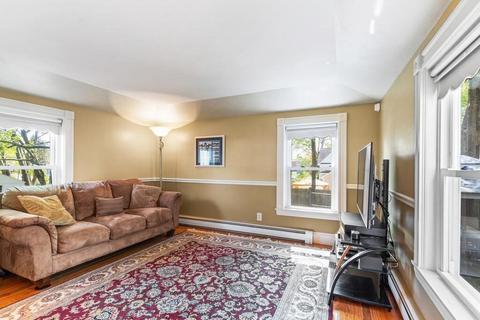 76 Mineral St, Reading, MA 01867 photo 5