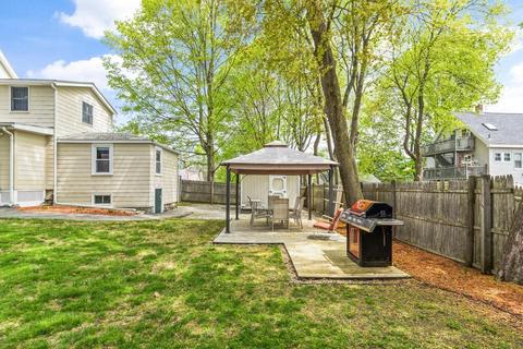 76 Mineral St, Reading, MA 01867 photo 27
