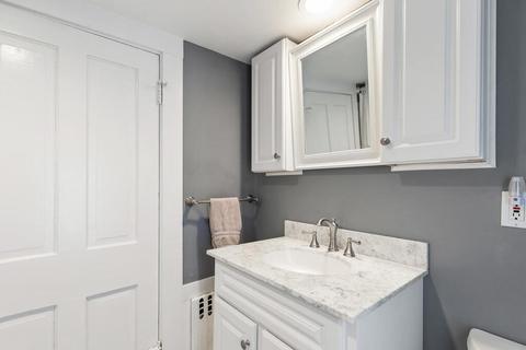 76 Mineral St, Reading, MA 01867 photo 25