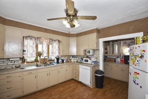 63 Whipple St, Worcester, MA 01607 photo 6