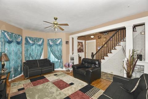 63 Whipple St, Worcester, MA 01607 photo 3