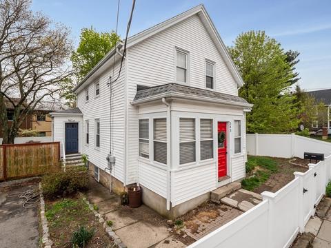 343 Anthony St, Fall River, MA 02721 photo 3