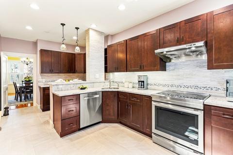 56 Marshal St #2, Brookline, MA 02446 photo 12