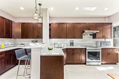 56 Marshal St #2, Brookline, MA 02446 photo 11