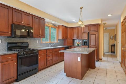 15 Warner Way, Canton, MA 02021 photo 16