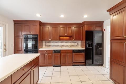 1 Willowbrook Dr, Framingham, MA 01702 photo 10