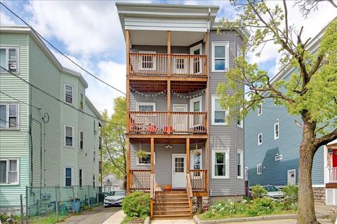 59 Pearl St, Everett, MA 02149 photo 1