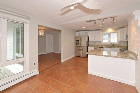 10 Tara Rd, Framingham, MA 01701 photo 17
